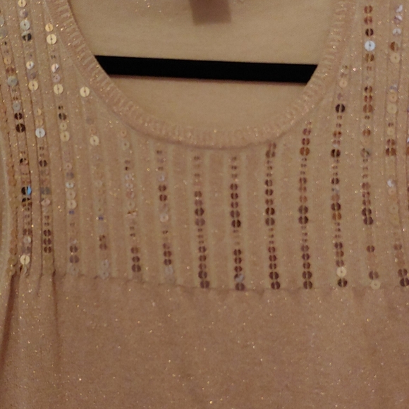 Dressy sequin top - Picture 2 of 3